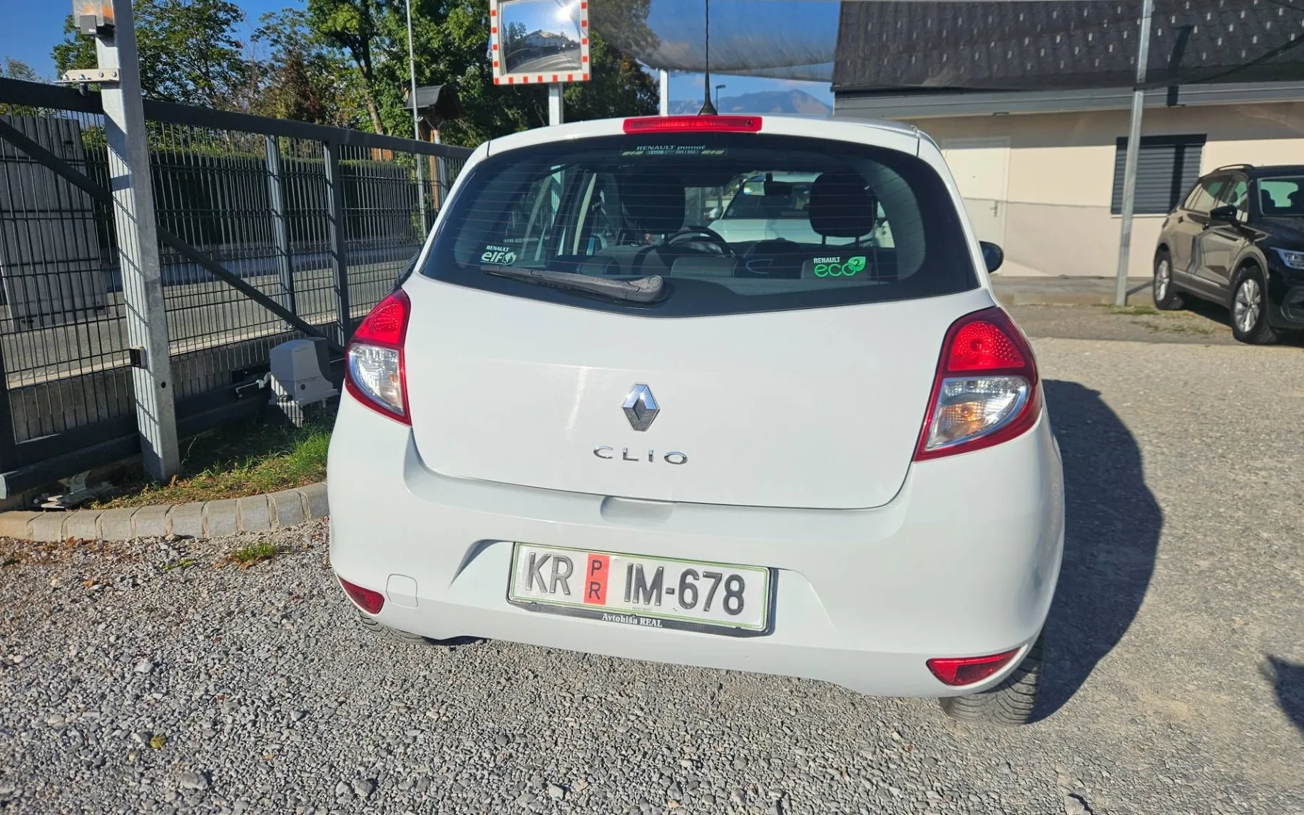 Notranja slika - Renault Clio - 1.2 16V SLO KLIMA - 7