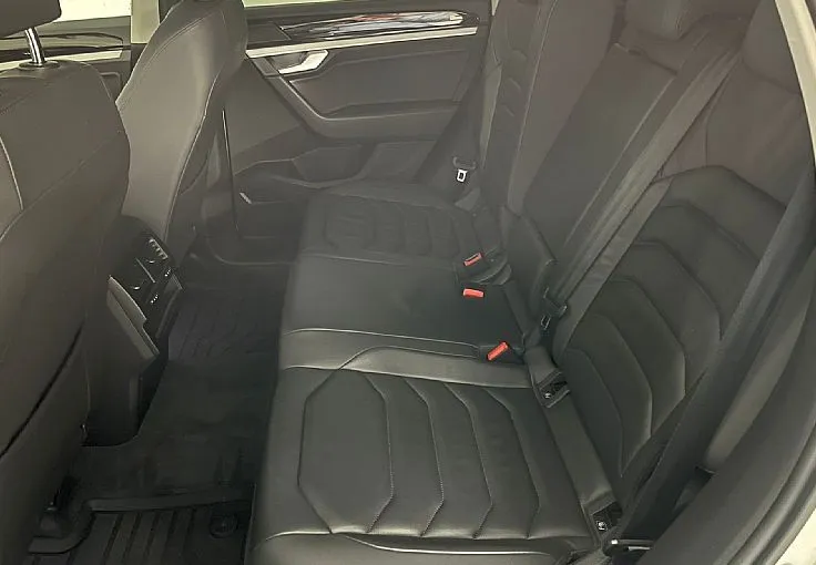 Zunanja slika - Volkswagen Touareg - V6 TDI - 4M - VLEČNA KLJUKA - SERVISNA KNJIGA - - 8