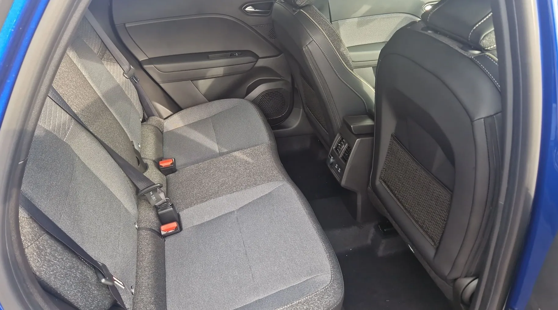 Zunanja slika - Renault Symbioz - TECHNO FULL HYBRID E-TECH 160 - 9