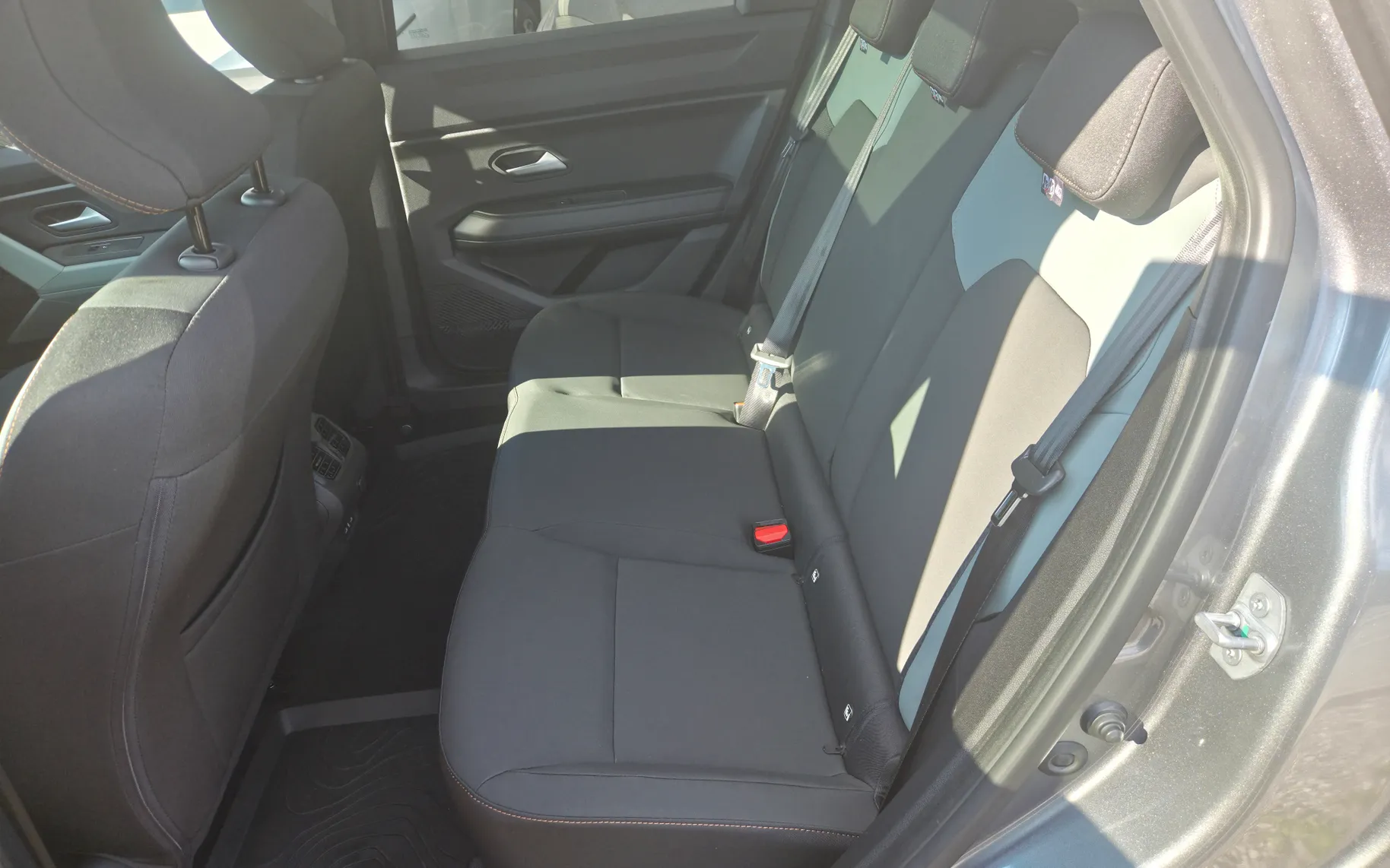 Zunanja slika - Dacia Bigster - Extreme 140MHEV+Zimske gume+Paket City - 16