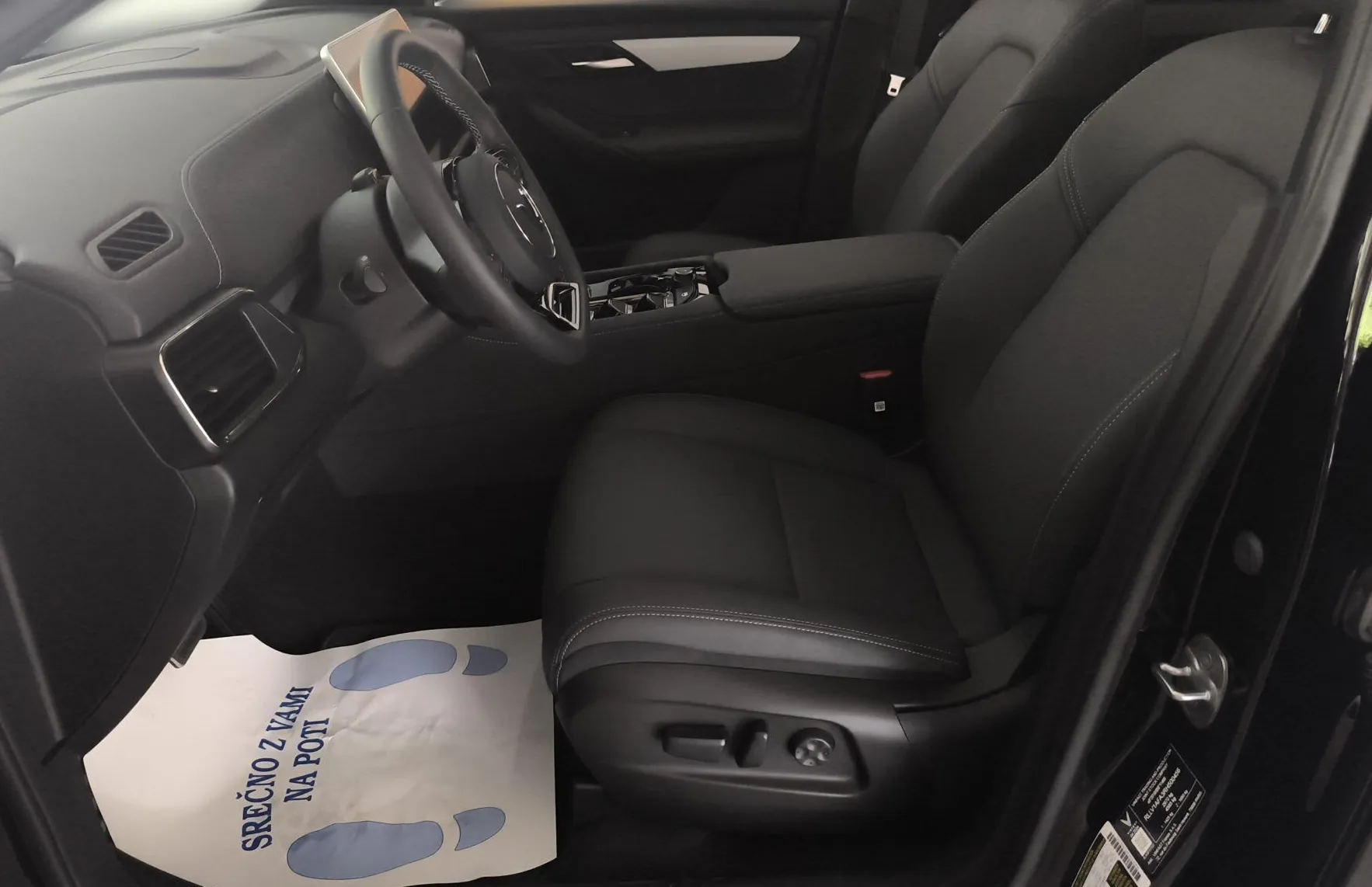 Zunanja slika - Vinfast VF8 - 87.7kWh AWDPlus408PS-GRATIS POLNILNICA 22KW-ZALOGA - 9