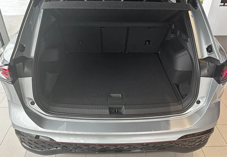 Zunanja slika - Volkswagen Tiguan - R-Line 4JOY 2.0 TDI DSG - 11