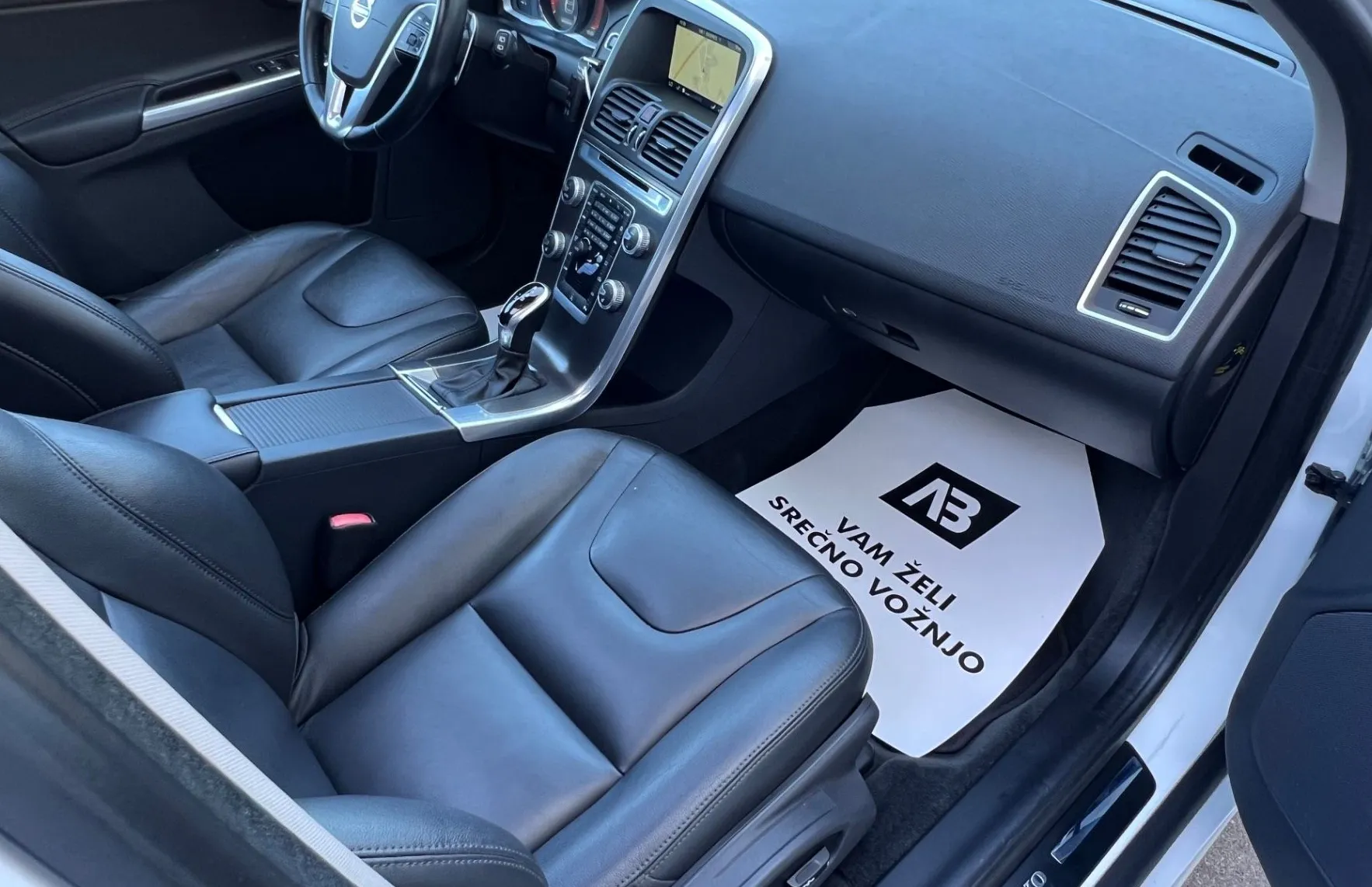 Zunanja slika - Volvo XC60 - T5 Summum Geartronic+1.LAST+NAVI+XENON - 16