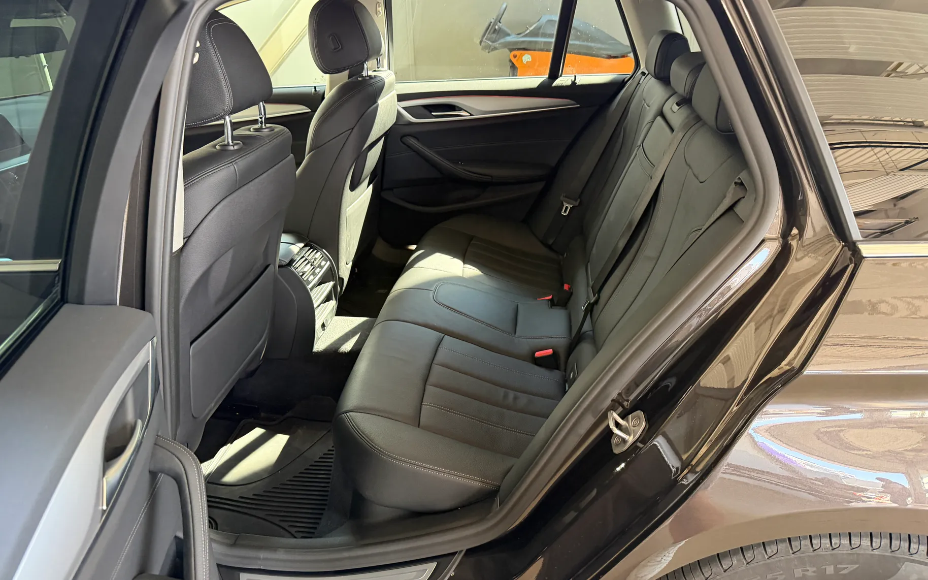 Notranja slika - BMW Serija 5 - BMW - 25