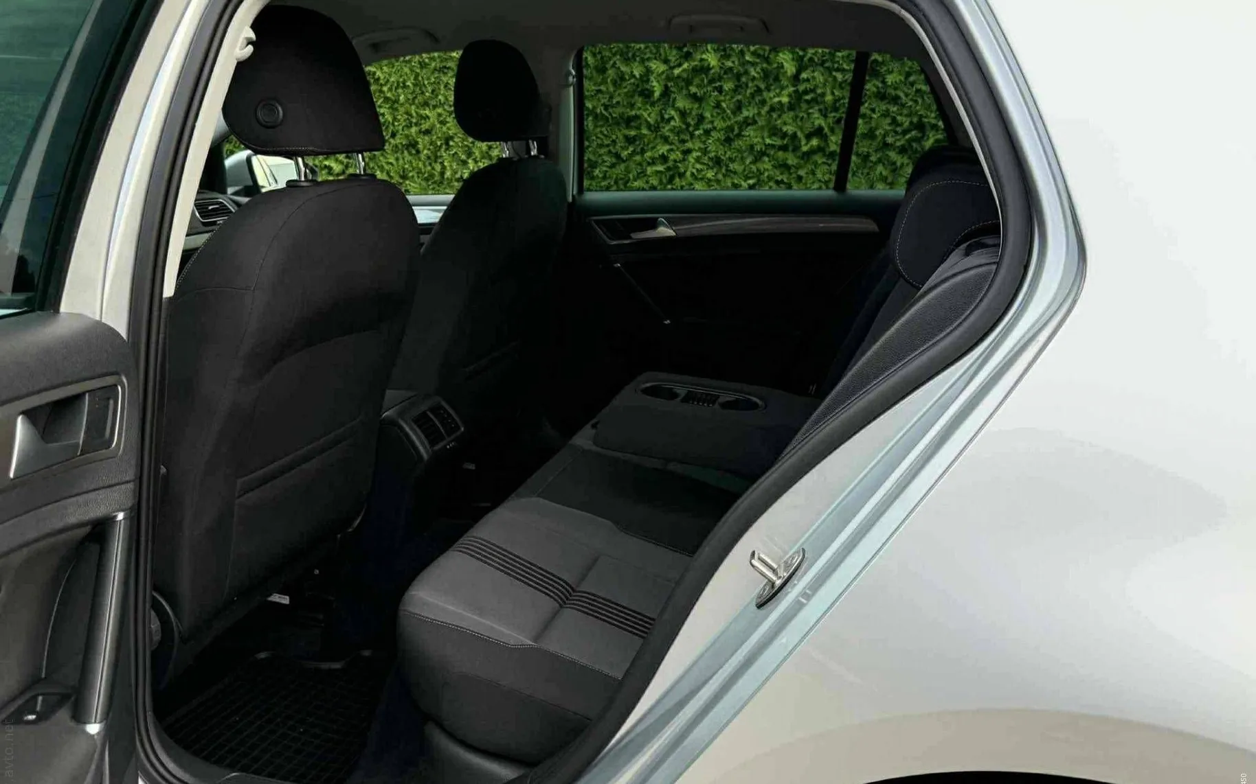 Notranja slika - Volkswagen Golf - 1.6 TDI-ALLSTAR-LIZING ZA TUJCE-PDC-TEMPOMAT... - 11