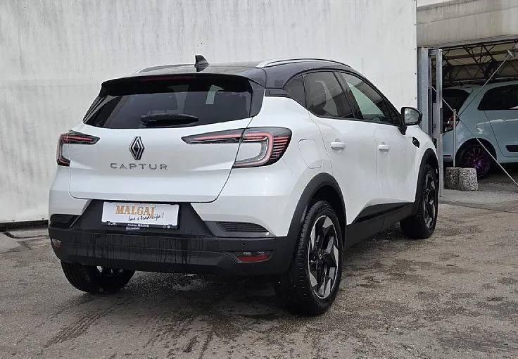Zunanja slika - Renault Captur - Techno TCe 115 + Strešni nosilci + 5 let jamstva - 5