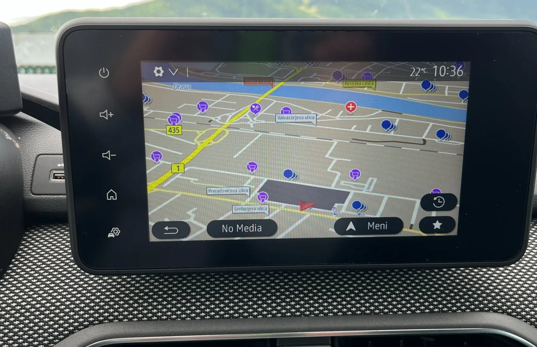Zunanja slika - Dacia Sandero - 1.0 TCe 90 Comfort LED. VZR KAM. 2X PDC. TEMP.NAVI - 18