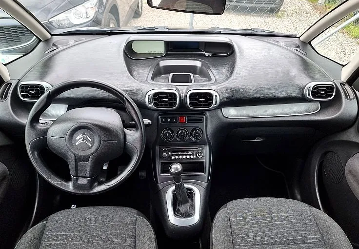 Zunanja slika - Citroën C3 Picasso - 1.2 - HITRI KREDIT BREZ POLOGA - ODLIČEN - 8