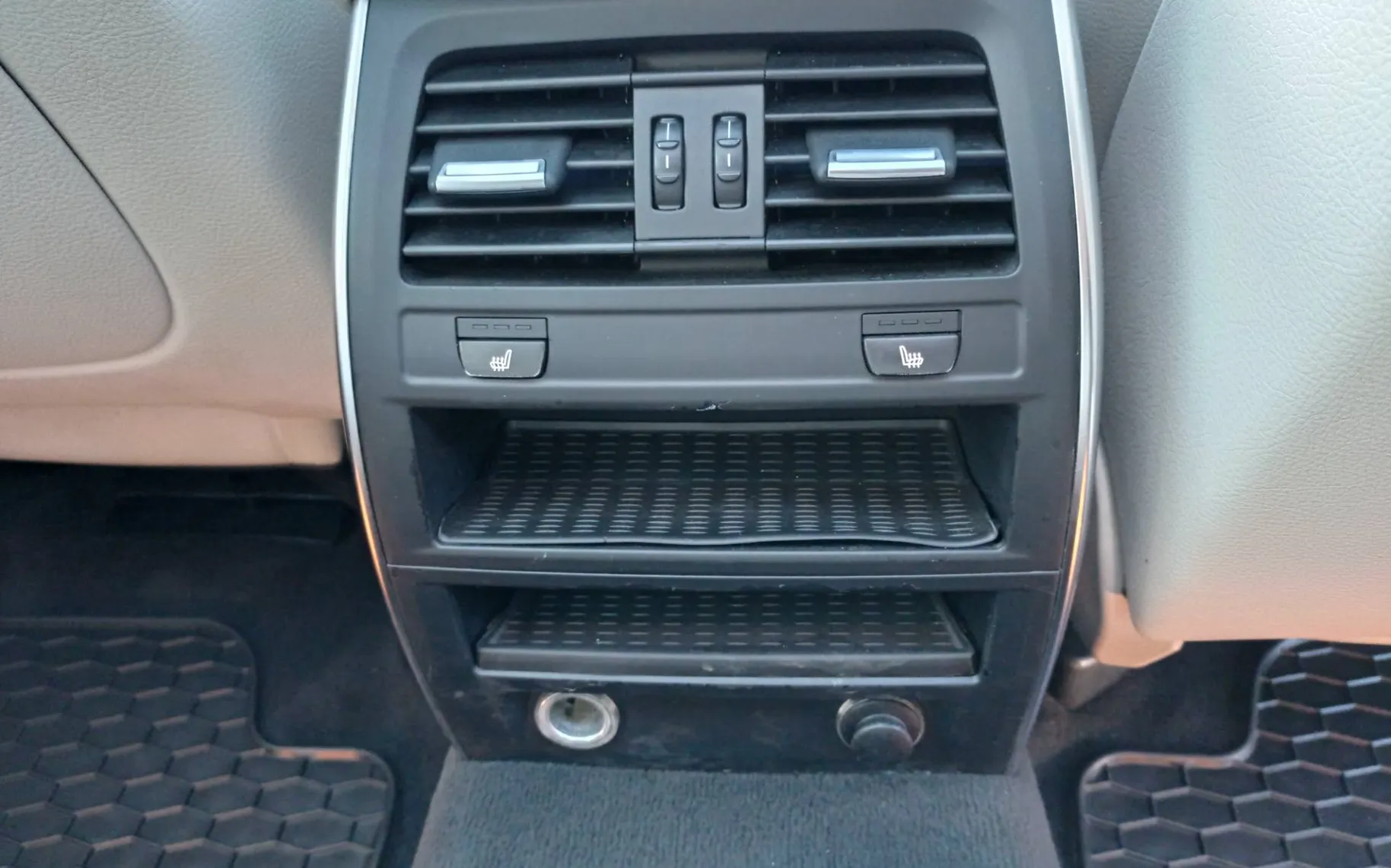 Zunanja slika - BMW Serija 5 - 530d PANORAMA.KAMERA.VSA MOŽNA OPREMA - 16