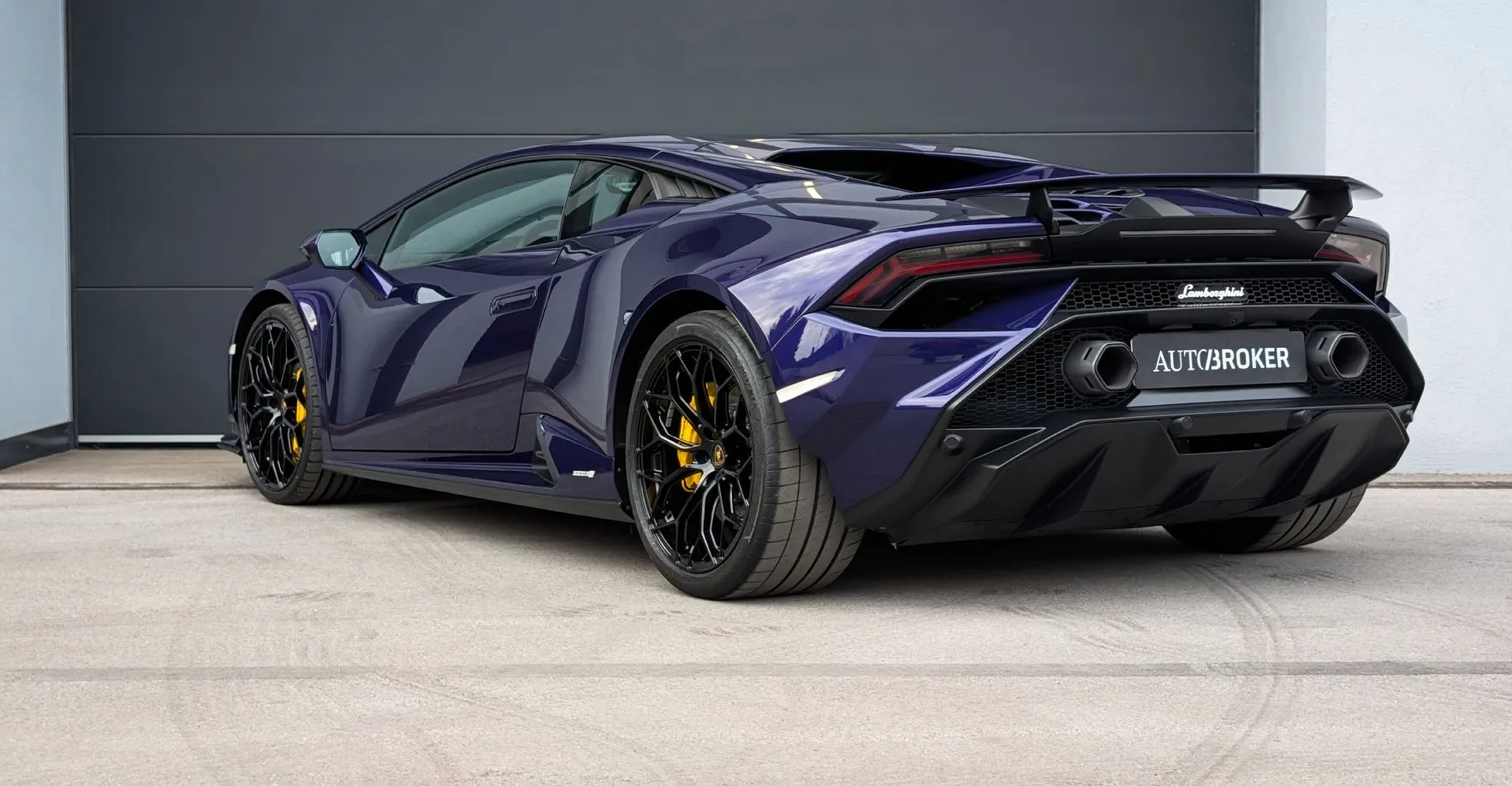 Zunanja slika - Lamborghini Huracan - Tecnica 640-2 Viola Altheia LIFT kamera RWD - 7