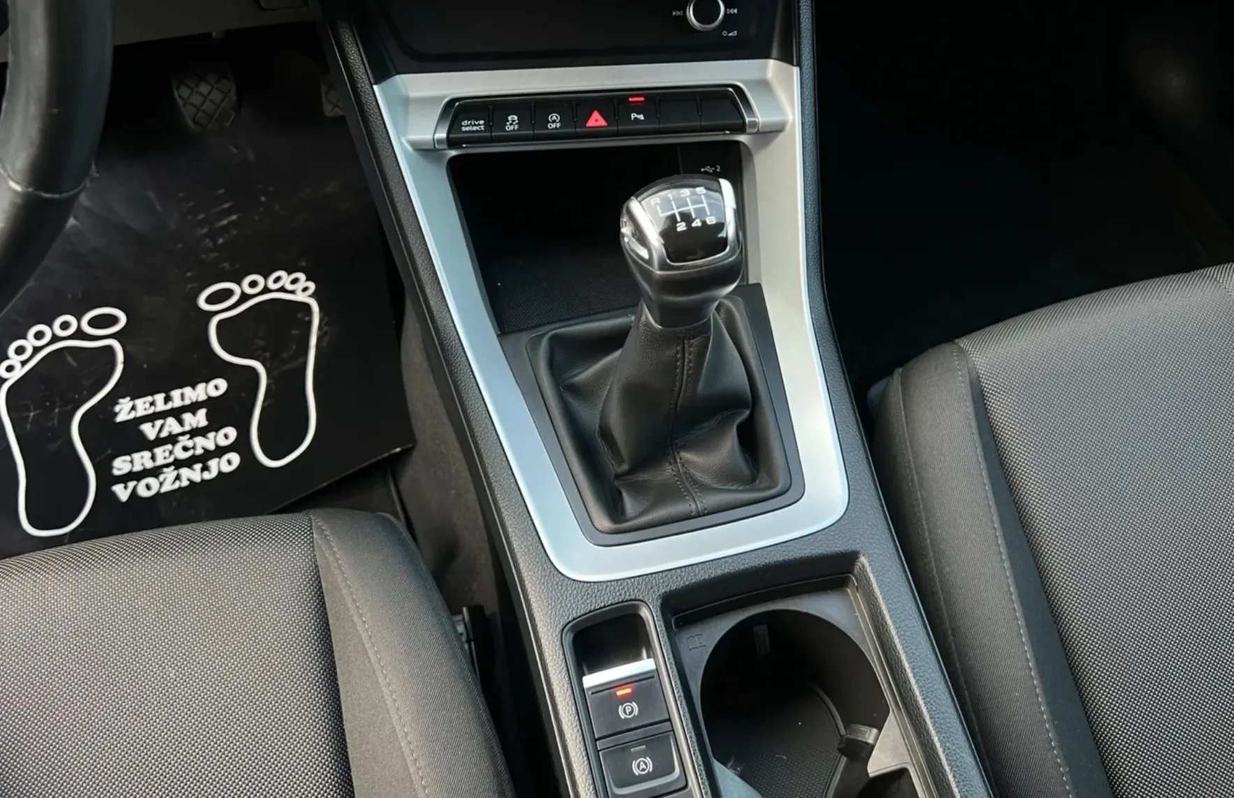 Zunanja slika - Audi Q3 - 35 TFSI od 1 lastnika 1 letna garancija - 14