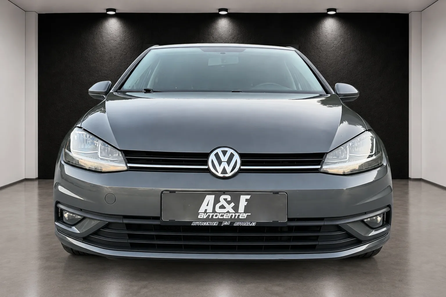Zunanja slika - Volkswagen Golf - 1.6 TDI-LED-LIZING ZA TUJCE-TEMPOMAT-ODLIČEN- - 2