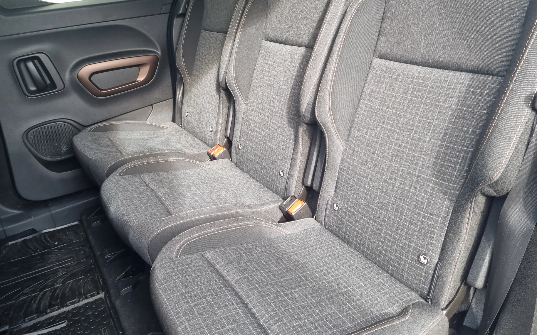Zunanja slika - Peugeot Rifter - 1.5 HDI  GT - 8