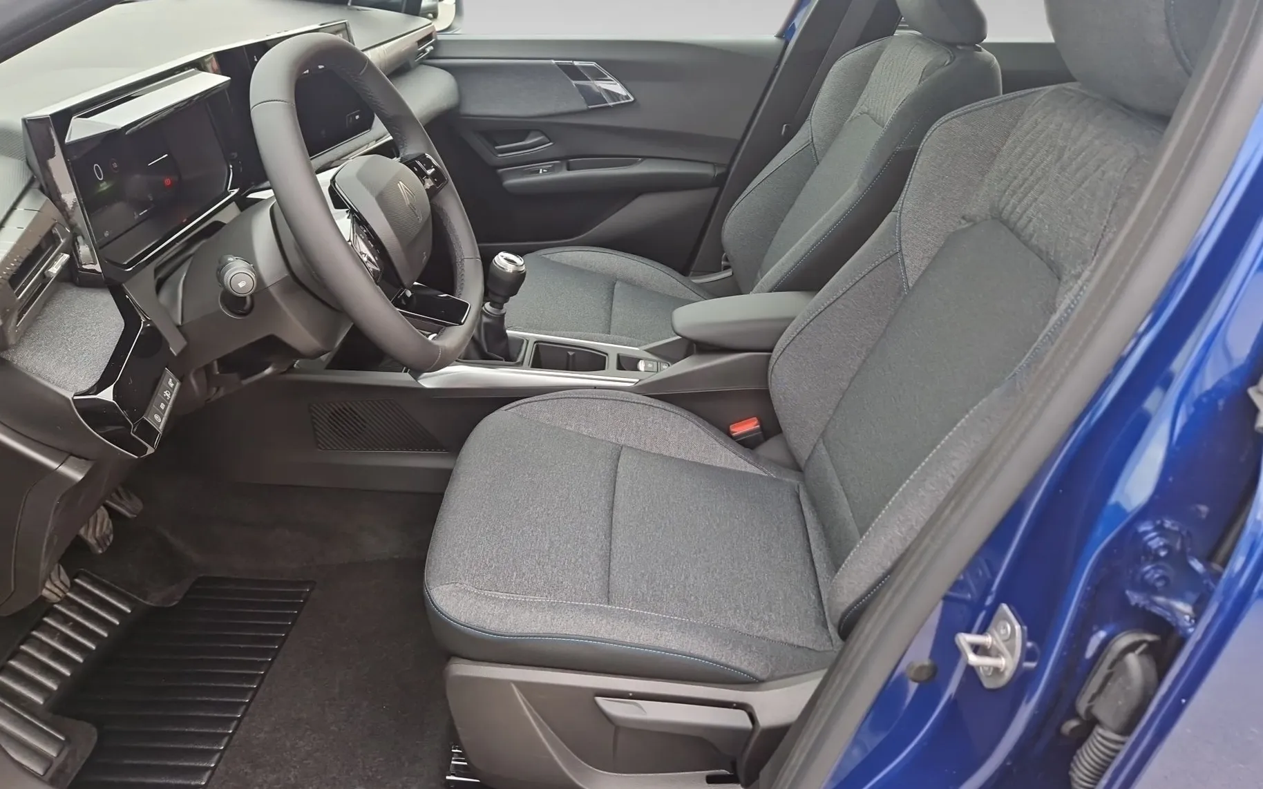 Zunanja slika - Renault Clio - evolution TCE 115 + paket udobje in kamera - 14
