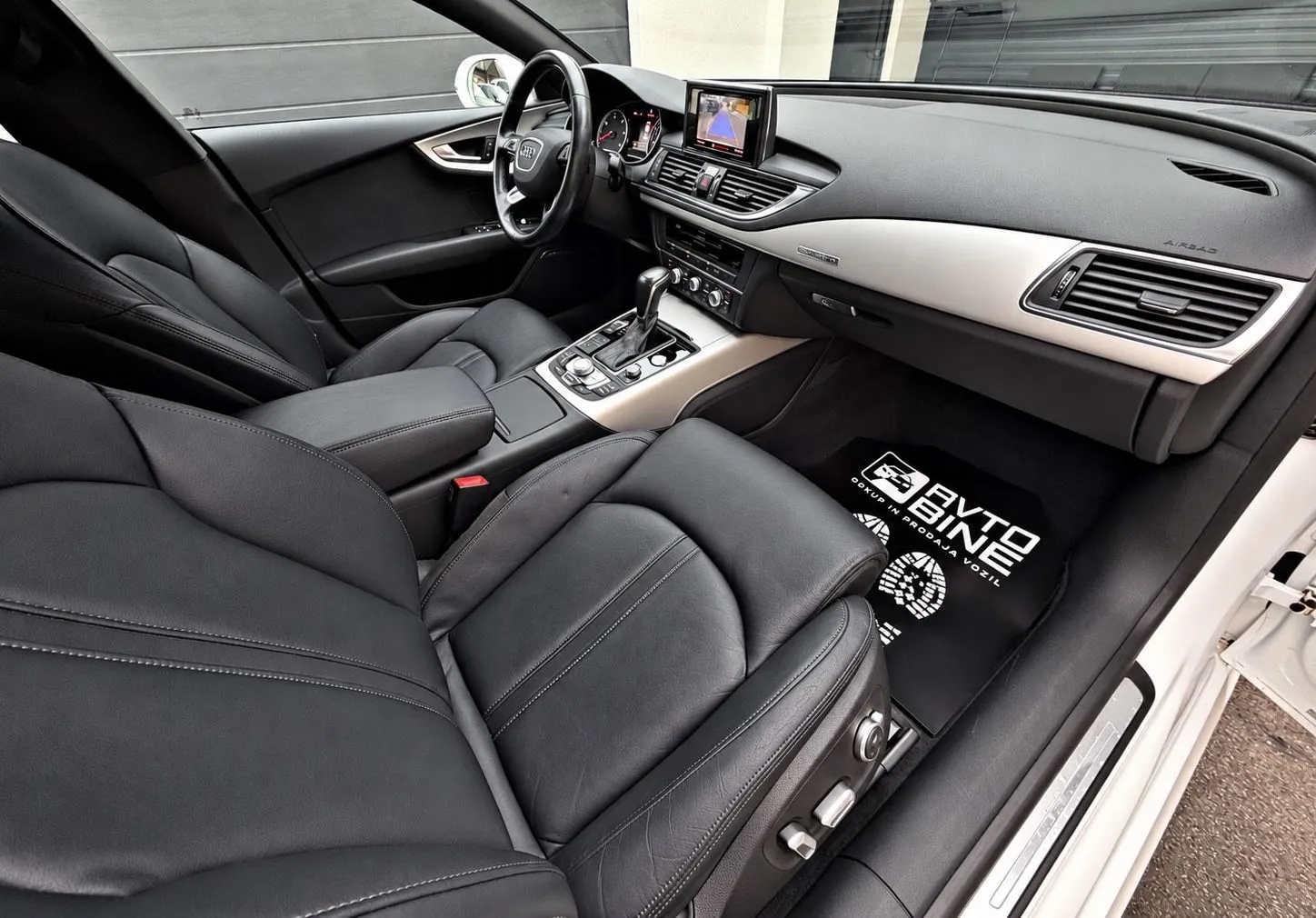 Notranja slika - Audi A7 - 3.0 TDI QUATTRO•MATRIX•ZRAČNO•S LINE•ALU 20COL... - 9