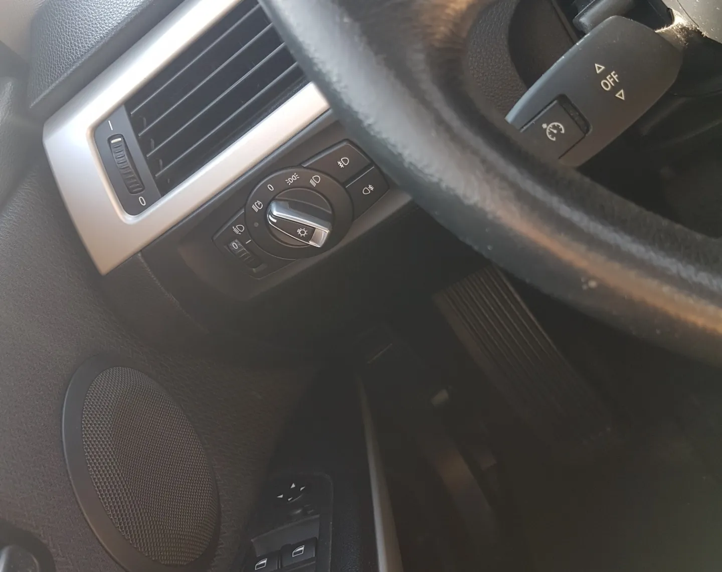 Zunanja slika - BMW M3 Touring - Serija 3 318d Touring - 14