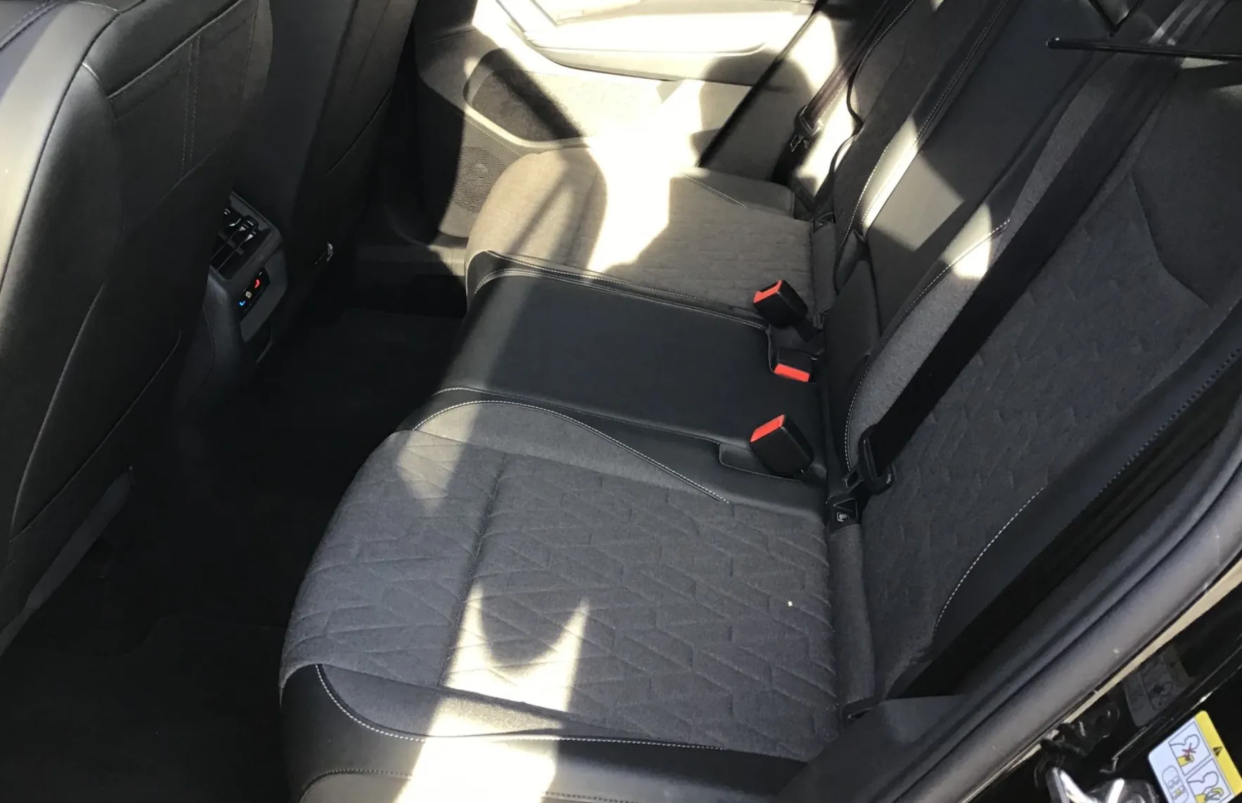 Zunanja slika - Volkswagen Tiguan - 2.0 TDI BMT Life DSG - 5