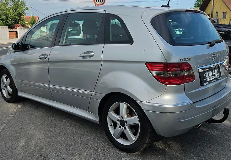Zunanja slika - Mercedes-Benz B-Razred - 200 CDI 140ks °AUTOMATIC° °16-COL° - 7