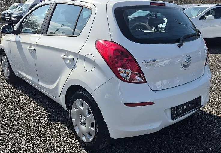 Zunanja slika - Hyundai i20 - 1.2 + 94.000km + 1.Lasntik + BREZ POLOGA - 7