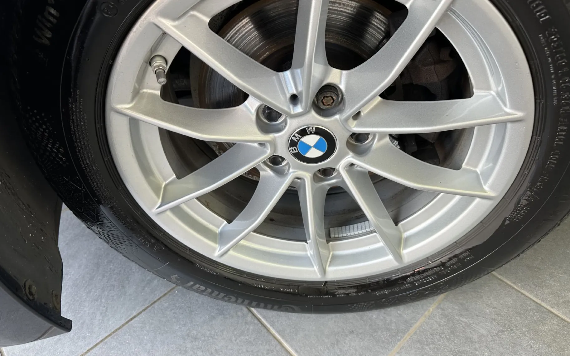 Zunanja slika - BMW Serija 3 - Touring: 318i Luxury.NEMŠKI+4ALU.KAMERA.LED.USNJE.ACC.BE - 3
