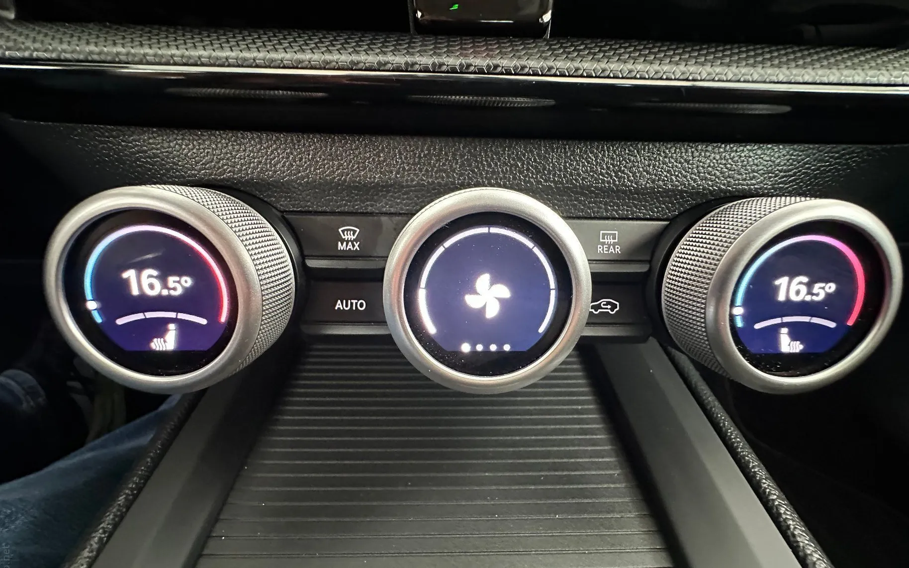 Zunanja slika - Škoda Superb - 1.5 TSI mHEV Essence DSG.LED.NAVI.GRE.SED.ACC.AUT - 8