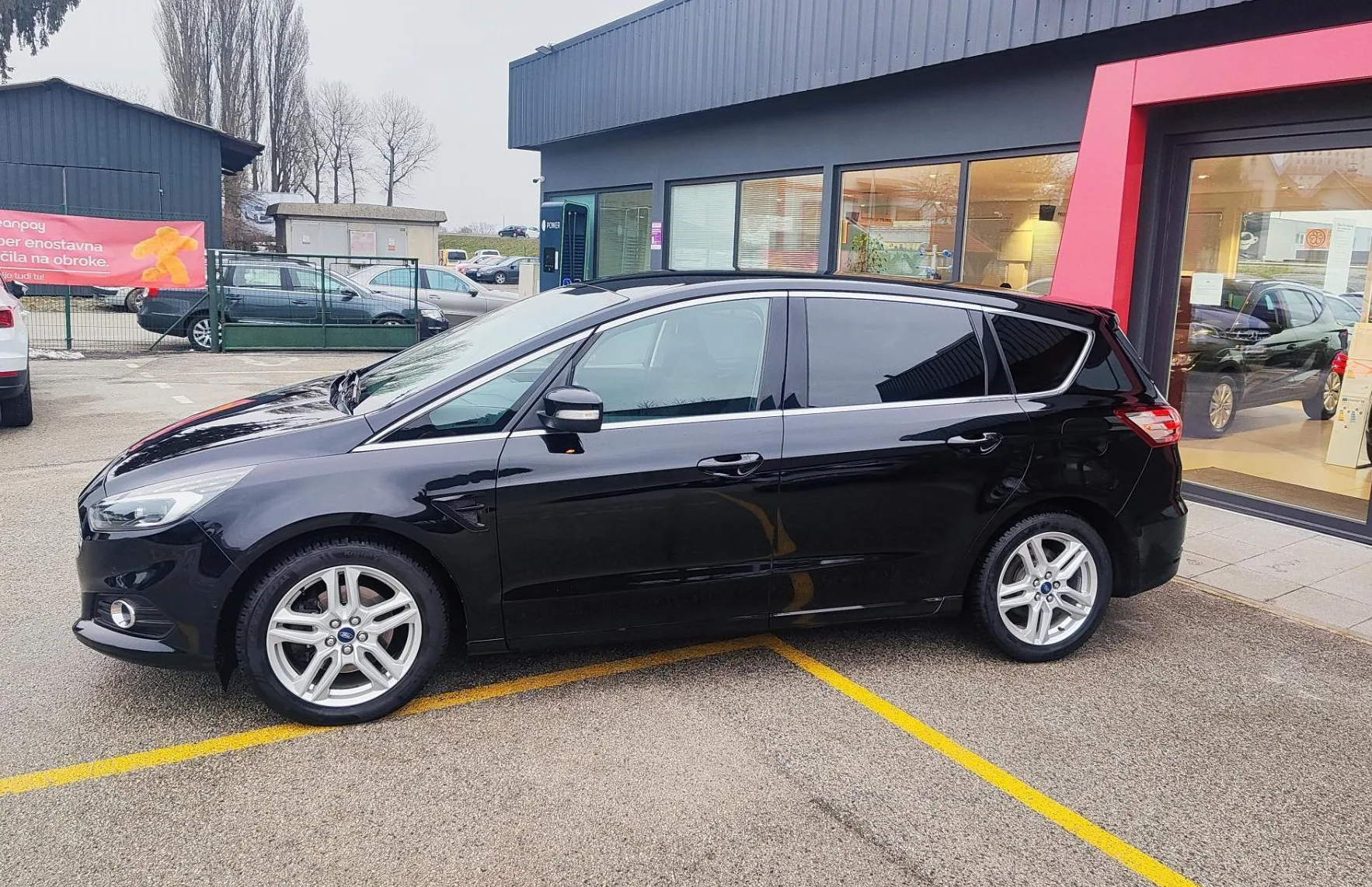 Zunanja slika - Ford S-MAX - 2.0 EcoBlue 140 kW FWD Titanium Auto. navi. LED. - 2