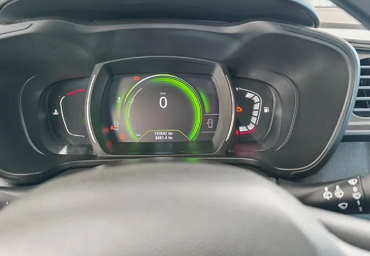 Zunanja slika - Renault Kadjar - 1.2 BOSE-SENZORJI-LED LUČI-TEMPOMAT-VIDEO VOZILA - 9