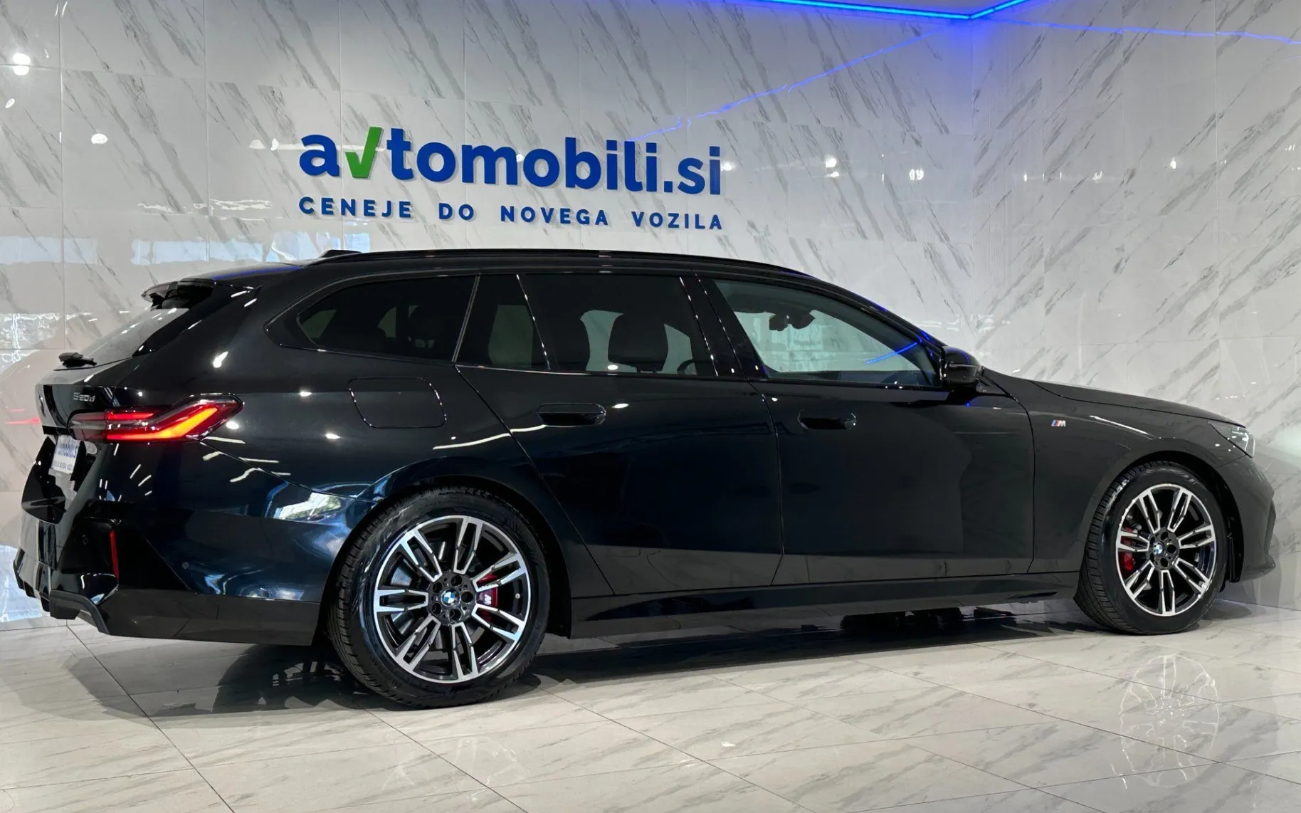 Zunanja slika - BMW serija 5 Touring: - 20d|M-Pro|IconicG|Hlajenje|360K|Harman|HUD|Mem PUD - 5