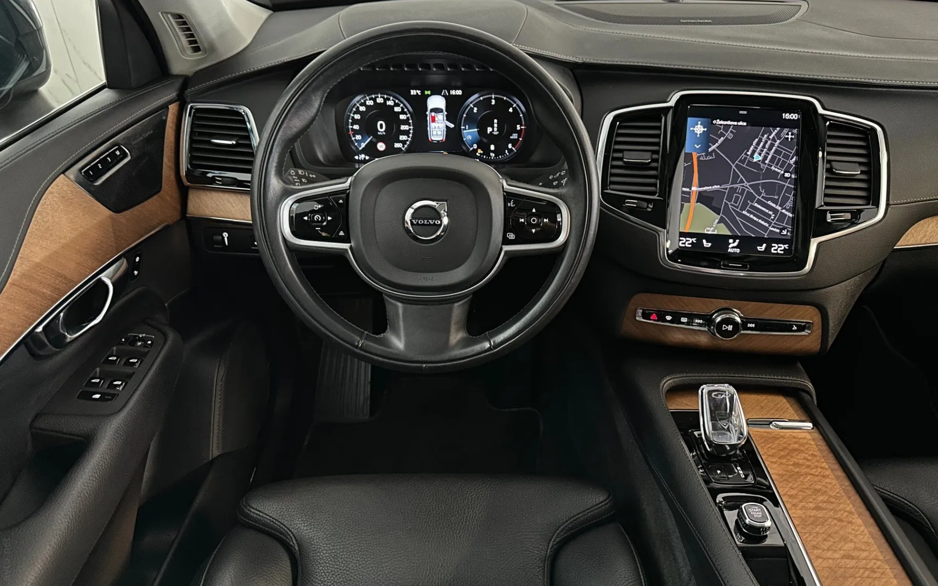 Notranja slika - Volvo XC90 - B5 AWD INSCRIPTION|Pano|ACC|7S|360K|Harman|Memory - 9