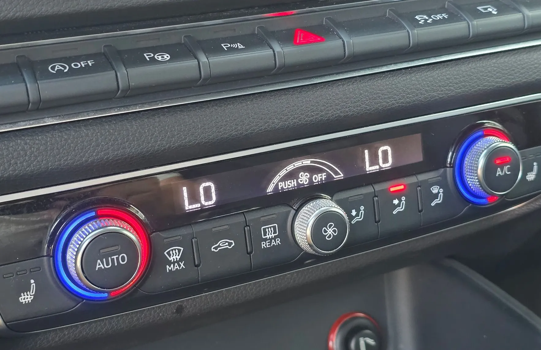 Zunanja slika - Audi A3 - 1.6 TDI BI-XENON-RADAR-NAVI-ALU PLATIŠČA-PDC - 17