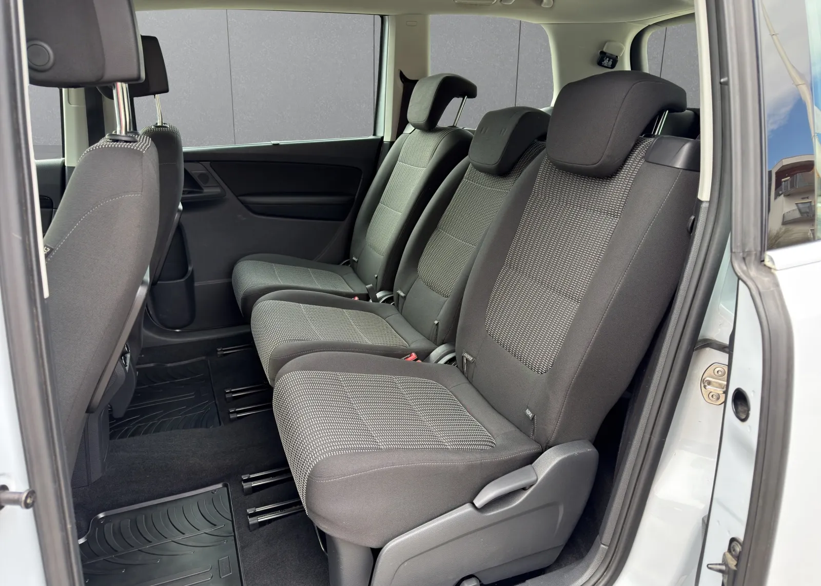 Zunanja slika - Seat Alhambra - 2,0 TDI Ecomotive Style - 4