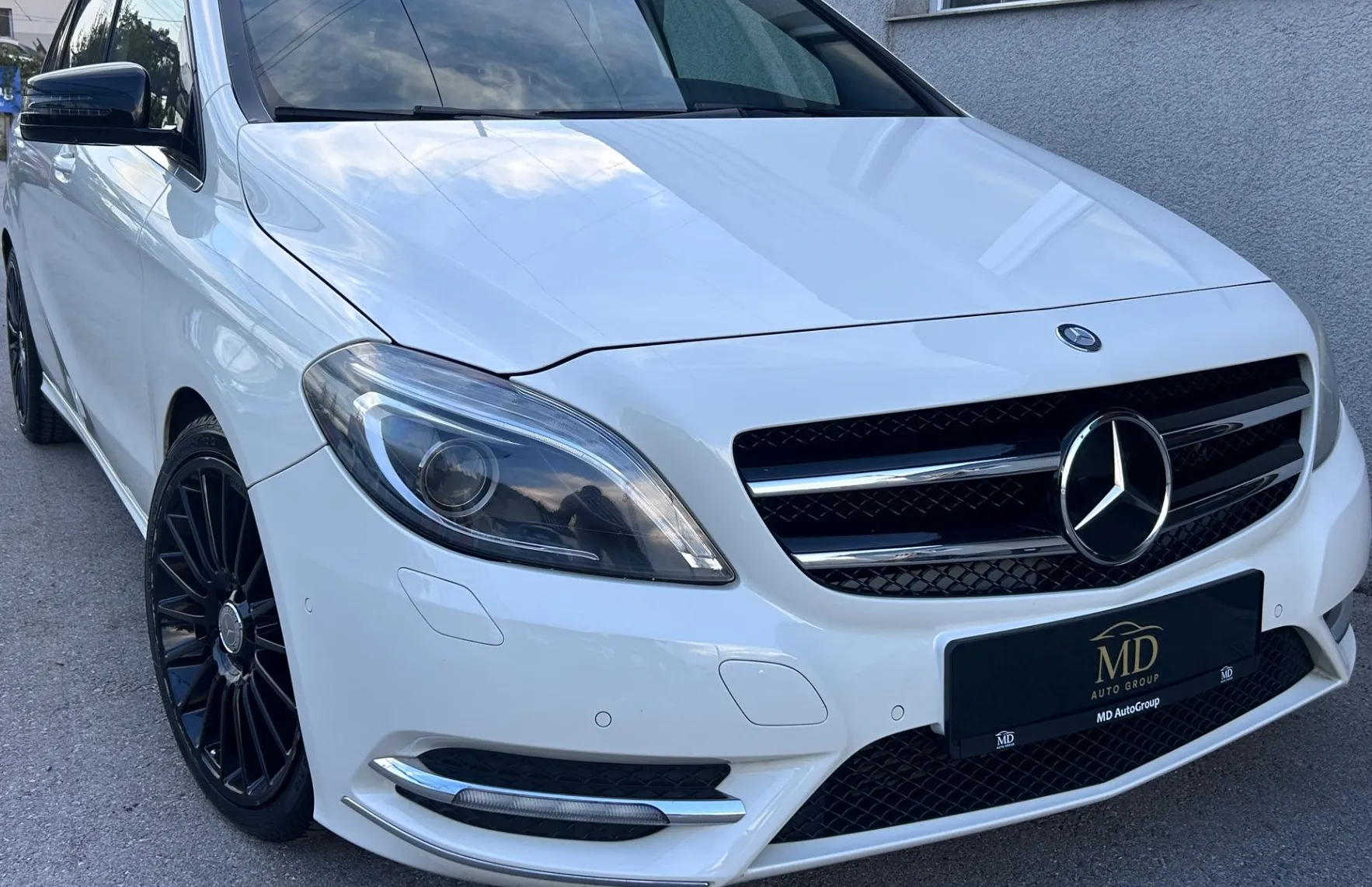 Zunanja slika - Mercedes-Benz B-Razred - B180CDI BlueEFFICIENCY-XSENON-GRETJE SEDEŽEV-18COL - 1