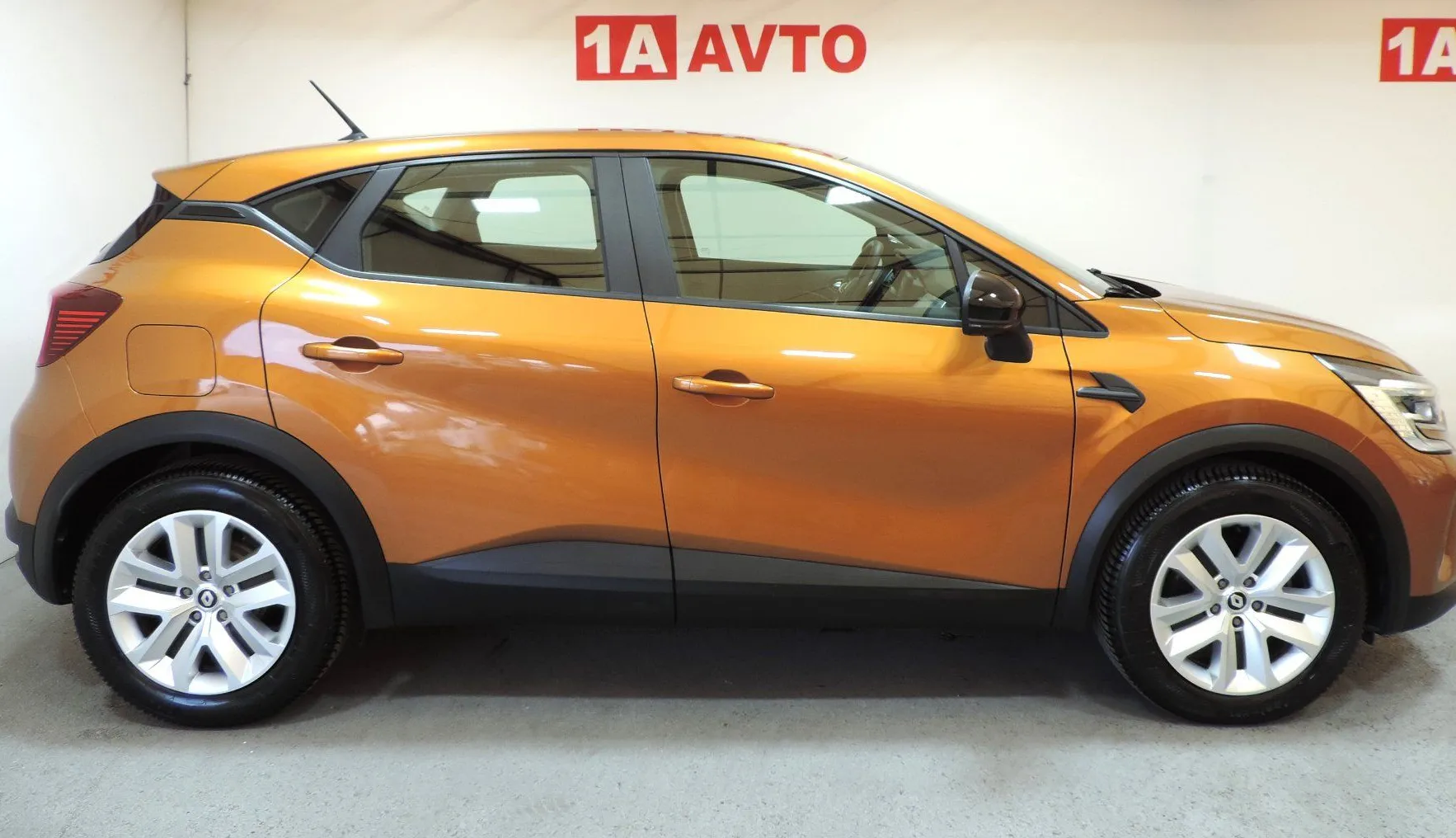 Zunanja slika - Renault Captur - E-Tech 145  Avt. - 4
