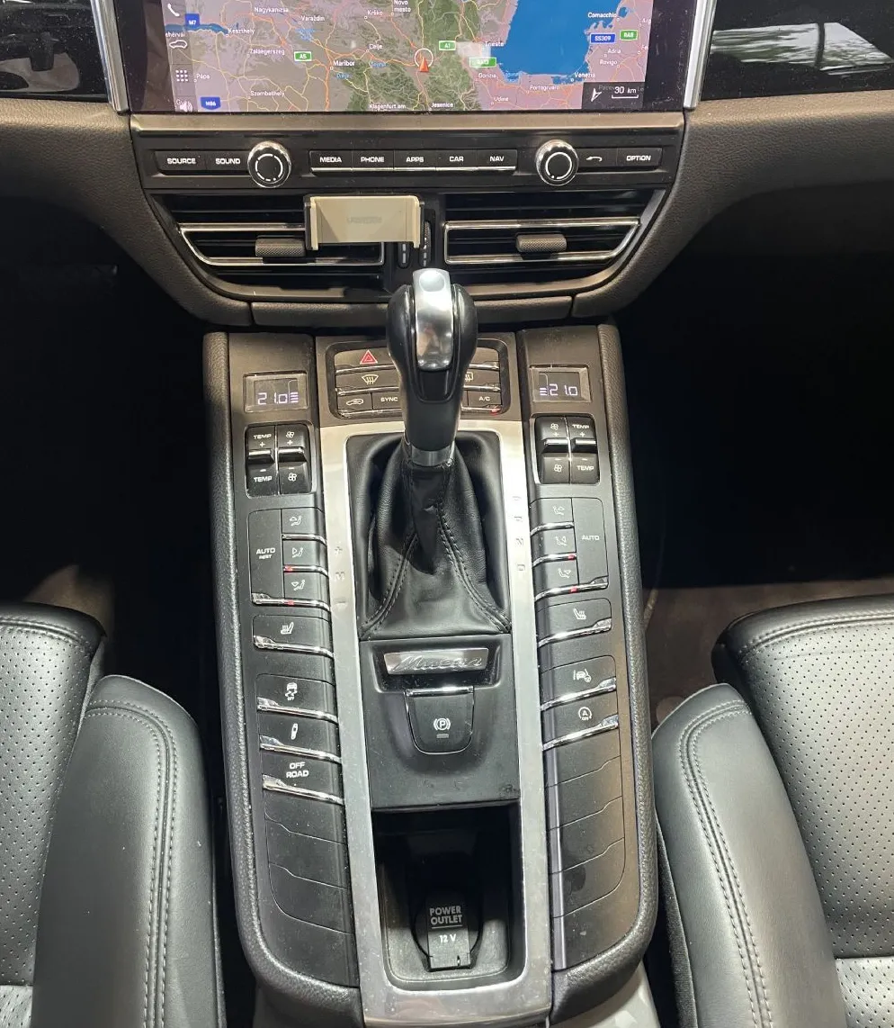 Zunanja slika - Porsche Macan - S-NAVIGACIJA-MEMORY-USNJE-BOSE-RADAR-KAMERA-LED-21 - 12