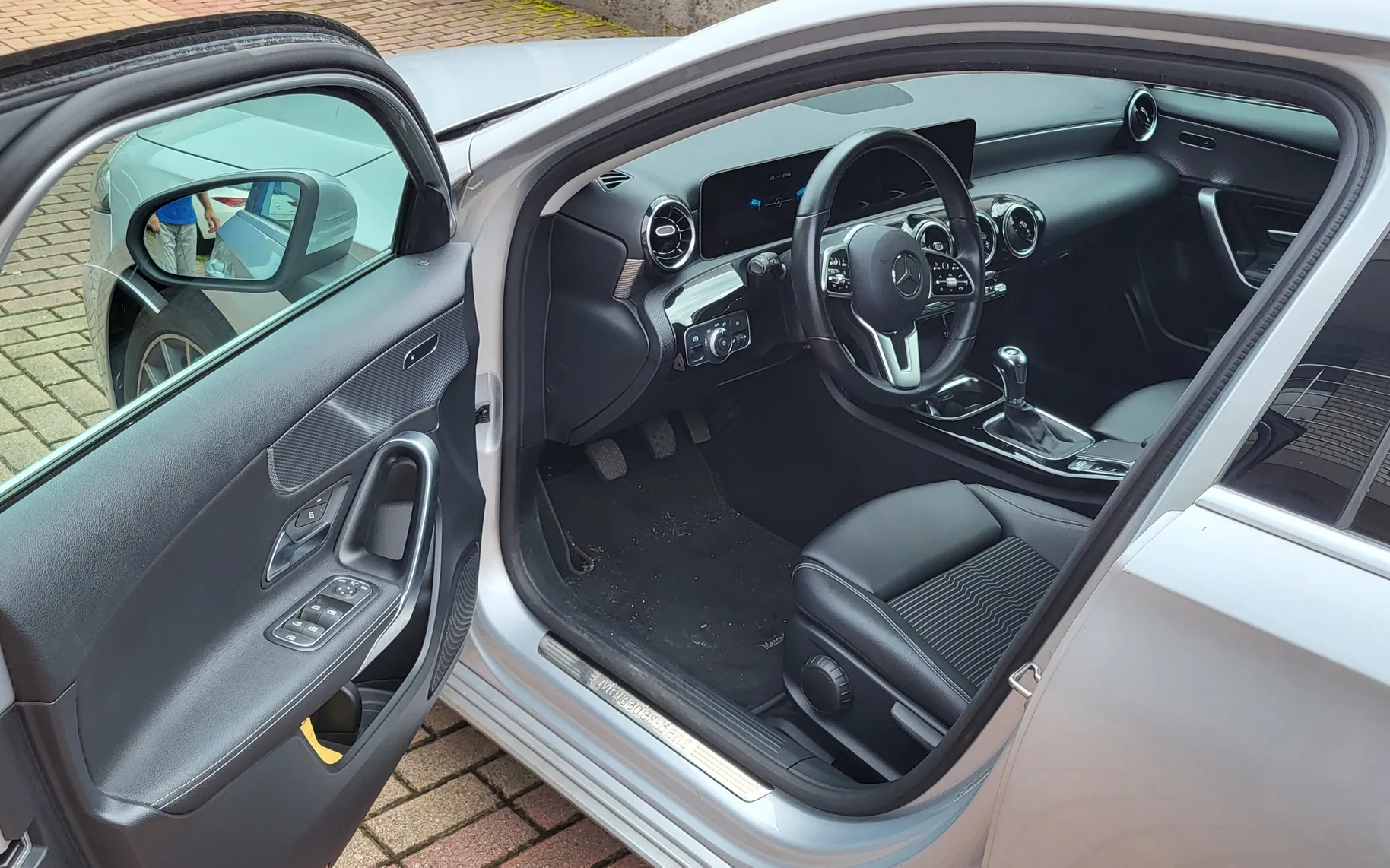 Notranja slika - Mercedes-Benz A-Razred - A 200 - 4