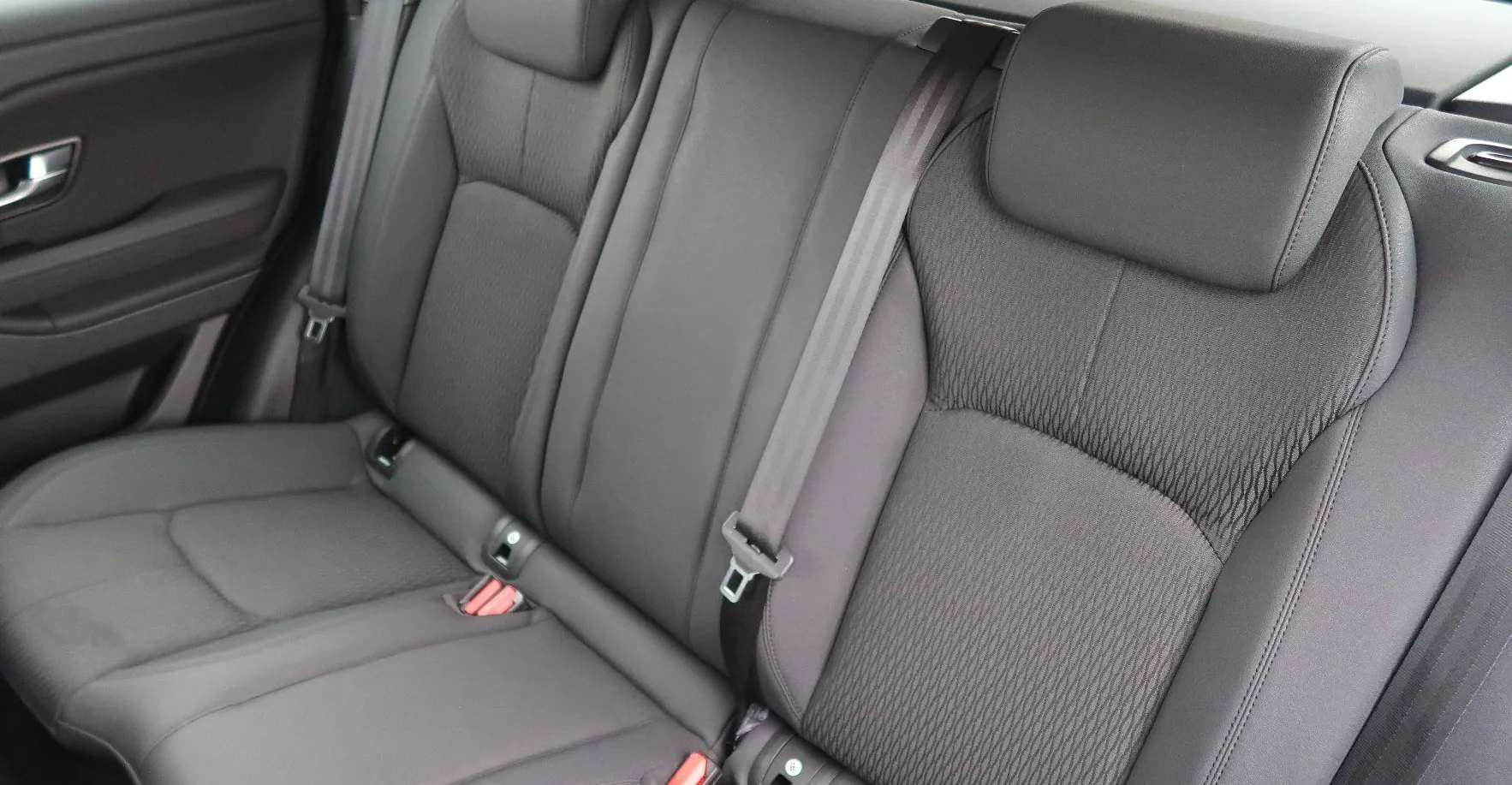 Zunanja slika - Land Rover Range Rover Evoque - 2.0 TD4 aut.150KM 4WD-KAMERA-NAVI-ALU-PDC - 14