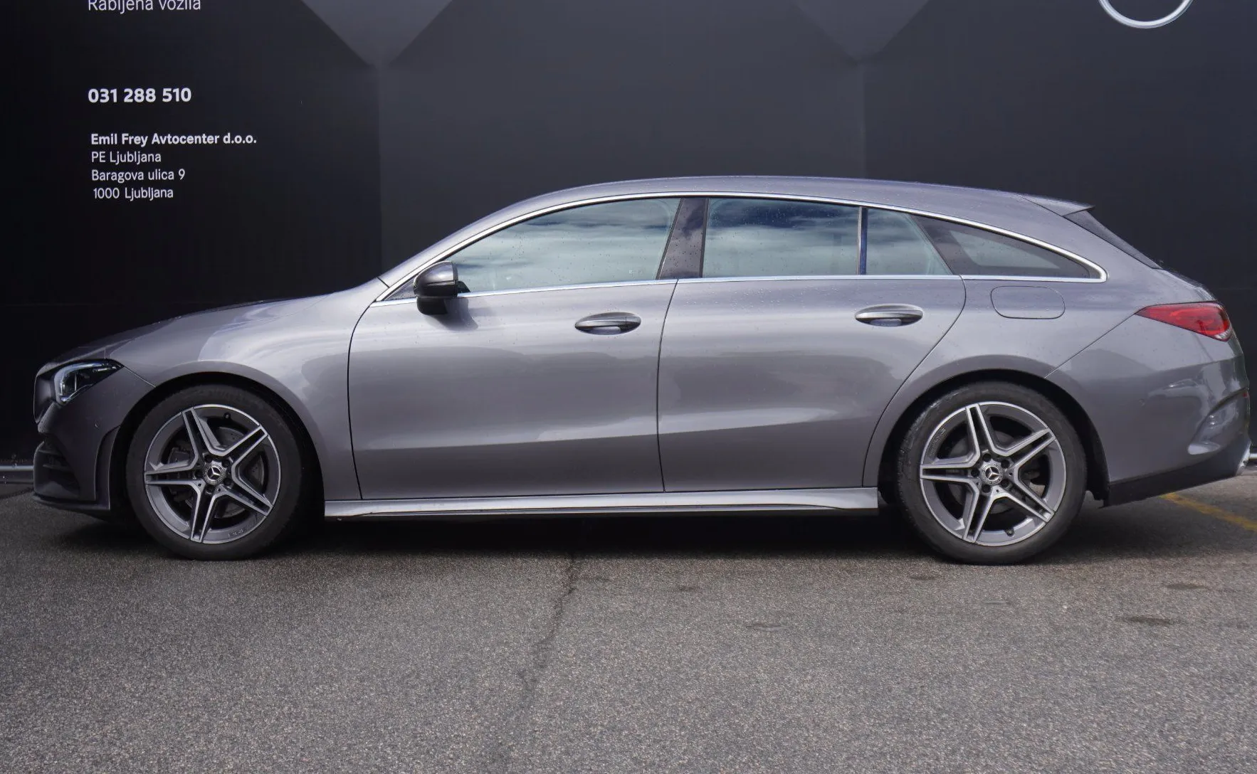 Zunanja slika - Mercedes-Benz CLA-Razred - CLA Shooting Brake CLA 200 Shooting Brake AMG Line Avt. - 3