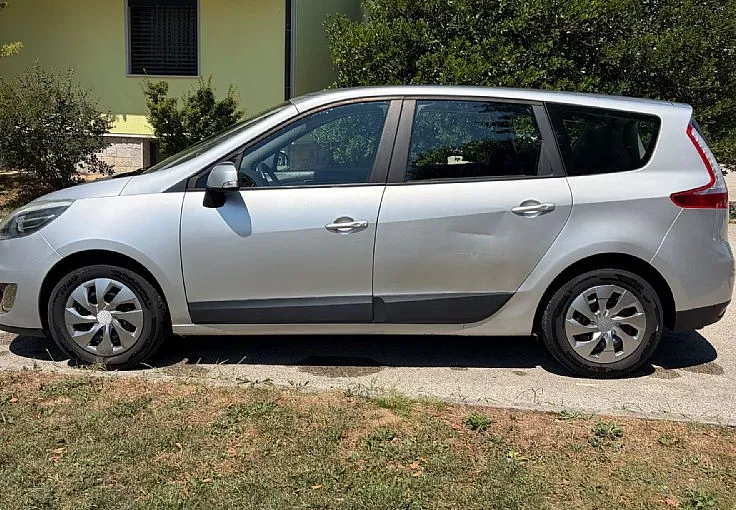 Zunanja slika - Renault Scénic - Grand Scenic 1.5 dCi Dynamique - 8