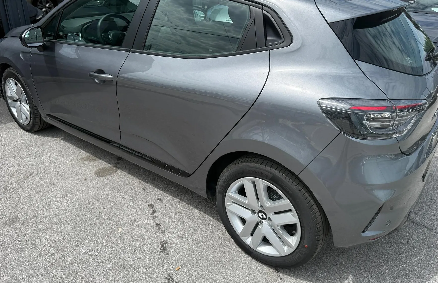 Zunanja slika - Renault Clio - TCe 90 LED-BT-DAB-VIRTUAL-15478KM- BREZ POLOGA-SLO - 7