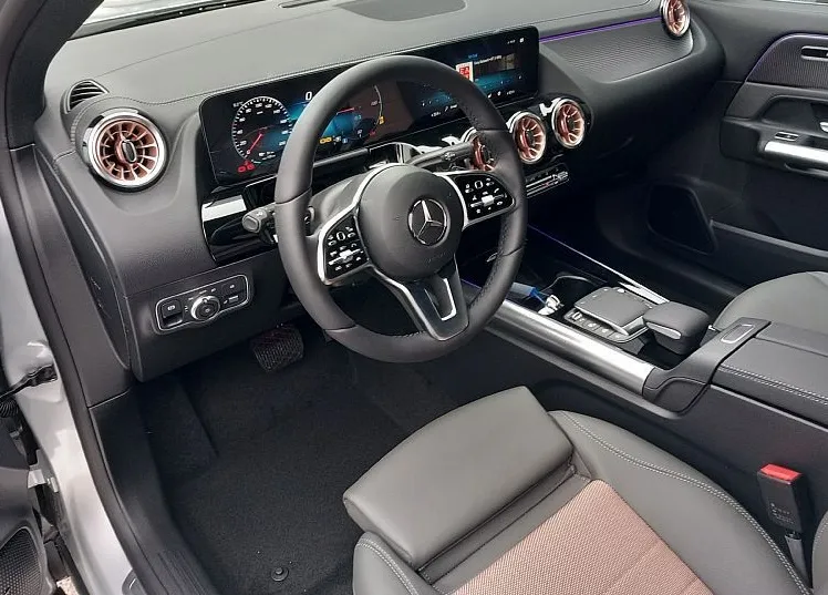 Zunanja slika - Mercedes-Benz EQA - 250 - 6