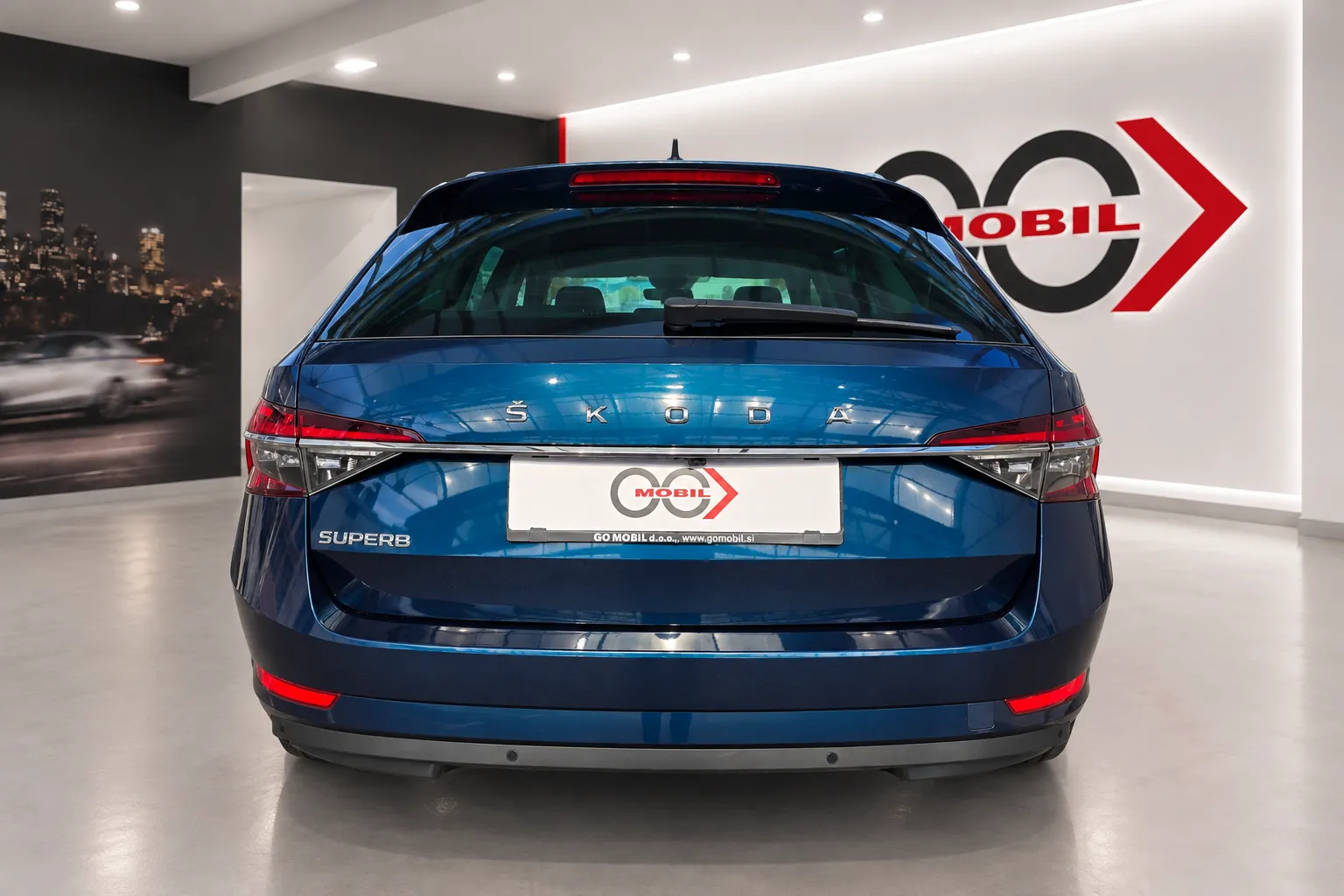 Zunanja slika - Škoda Superb - Combi 2.0 TDI Style DSG-Matrix.360kam.usnje+memory - 6
