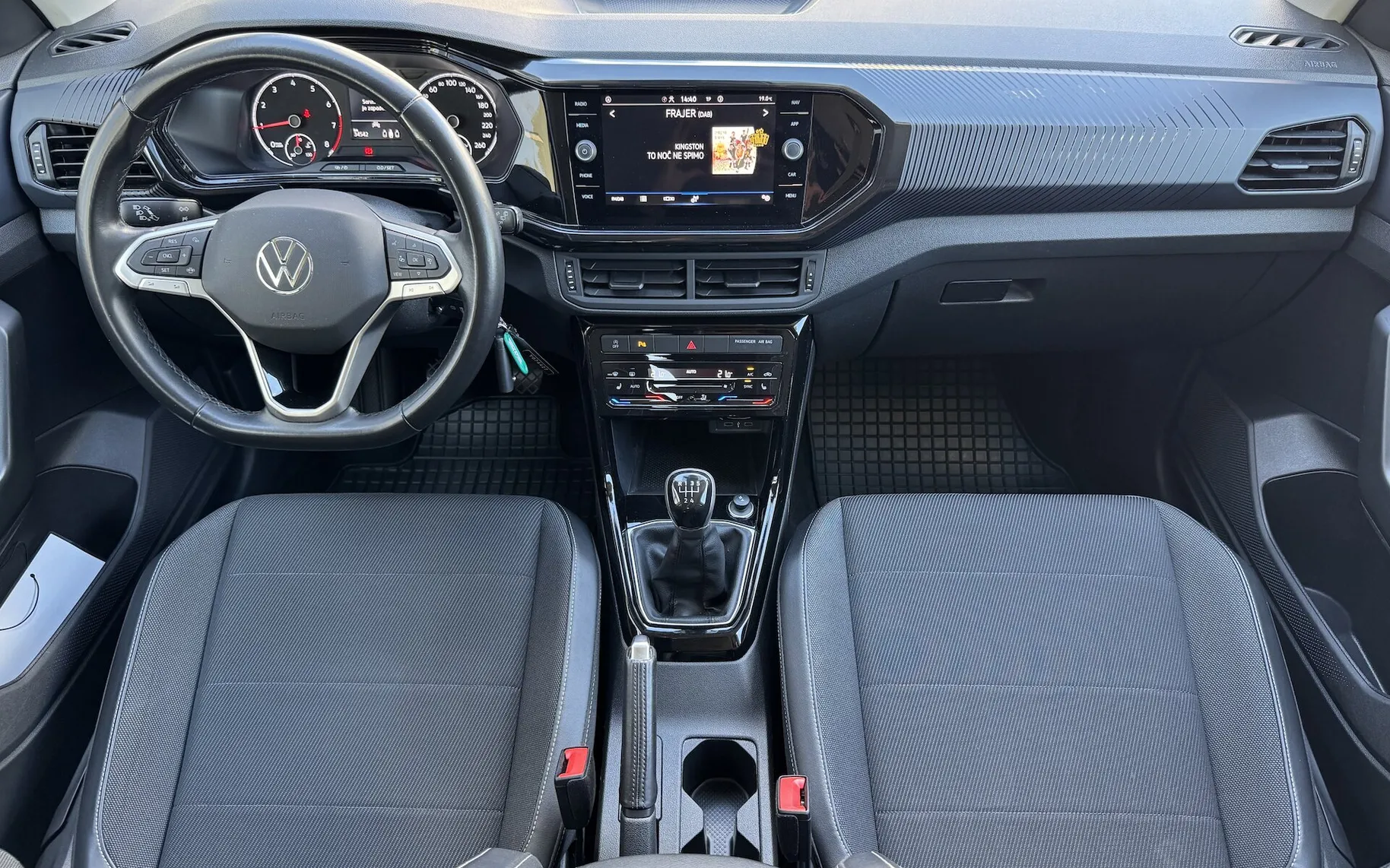 Zunanja slika - Volkswagen T-Cross - 1.0 TSI BMT LIFE SAMO 34.542 km - 13