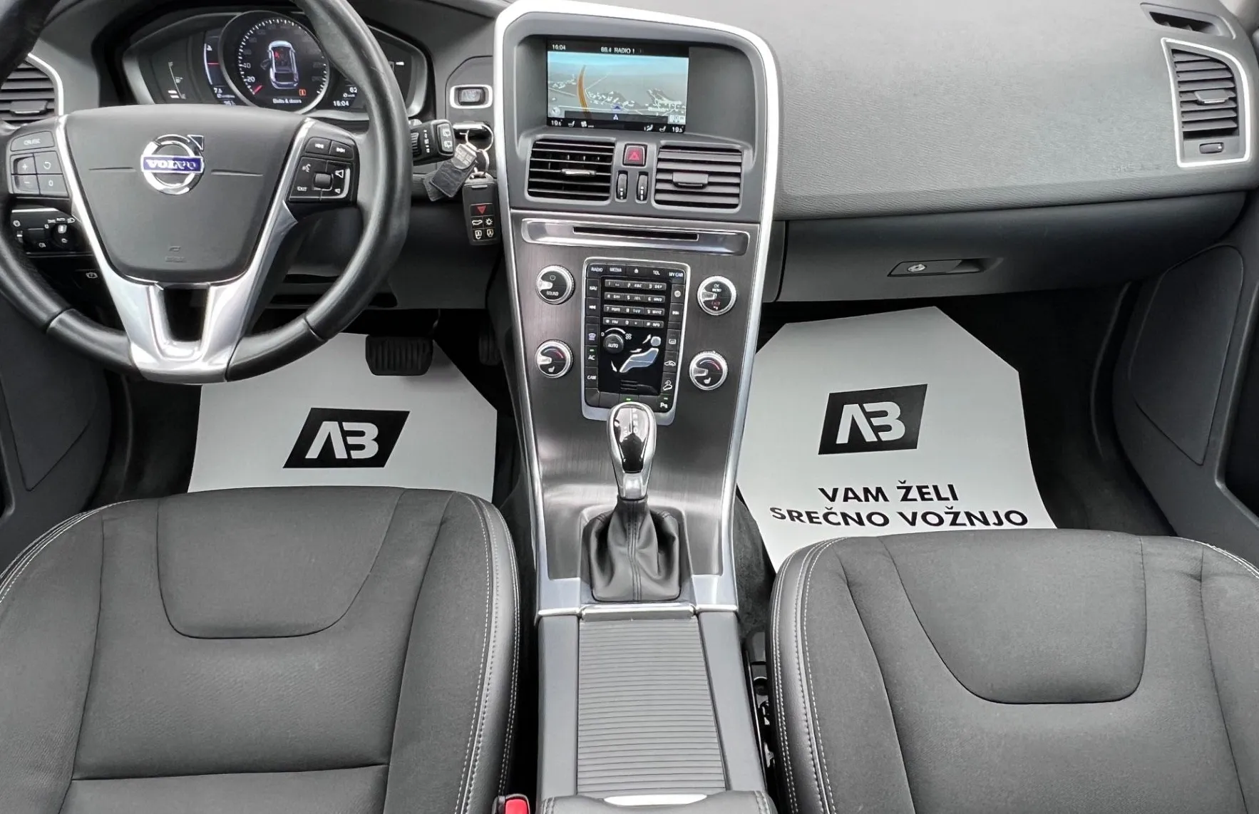 Zunanja slika - Volvo XC60 - 2.4 AWD D4+XENON+NAVI+KLJUKA... - 12