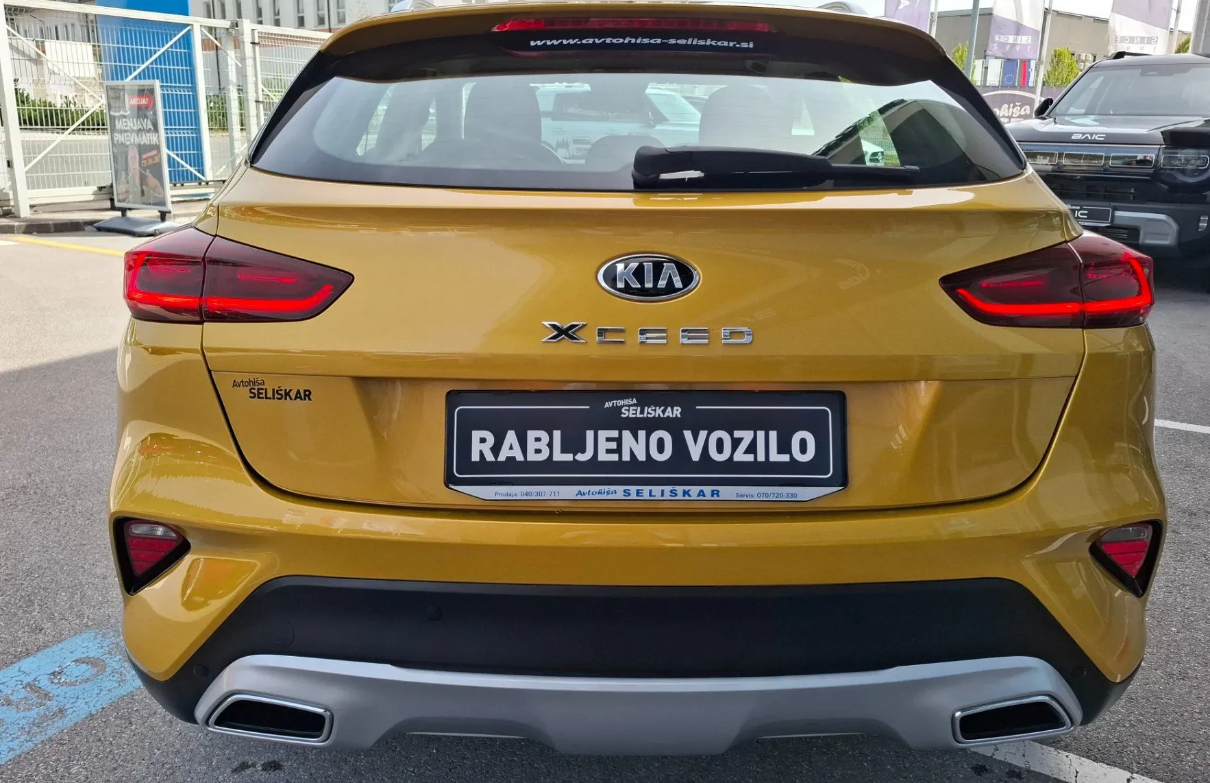 Zunanja slika - KIA XCeed - 1.0 T-GDi - SLOVENSKI - POTRJENA SERVISNA KNJIGA - 7
