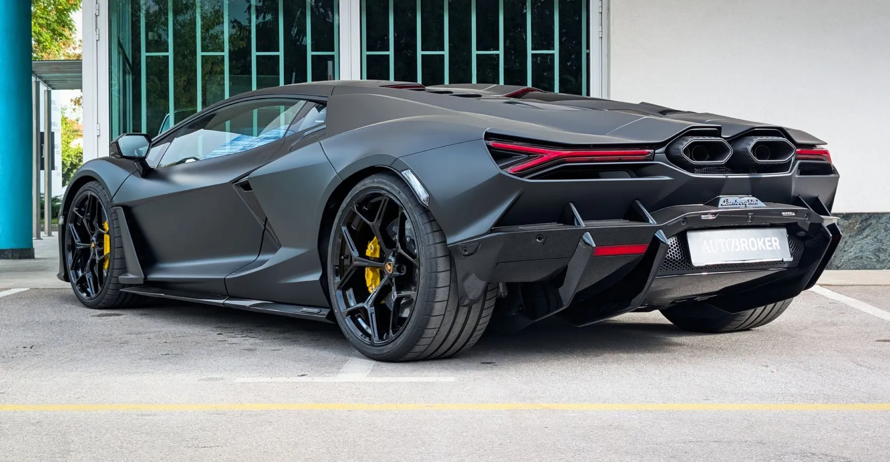 Zunanja slika - Lamborghini Revuelto - NERRO II - 7