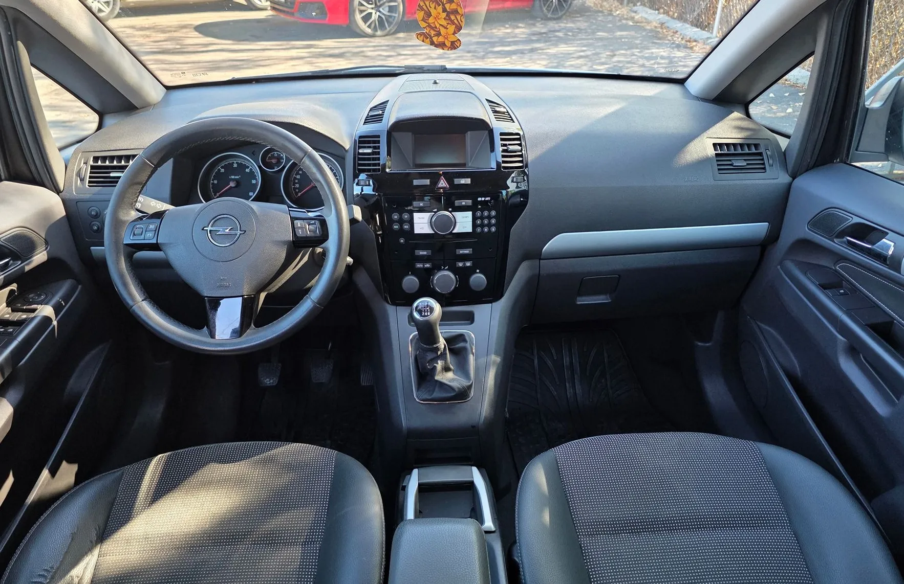 Zunanja slika - Opel Zafira - Enjoy 1.7 CDTI 7 SEDEŽEV-KLIMA-SLOVENSKA-2.LASTNIK - 9