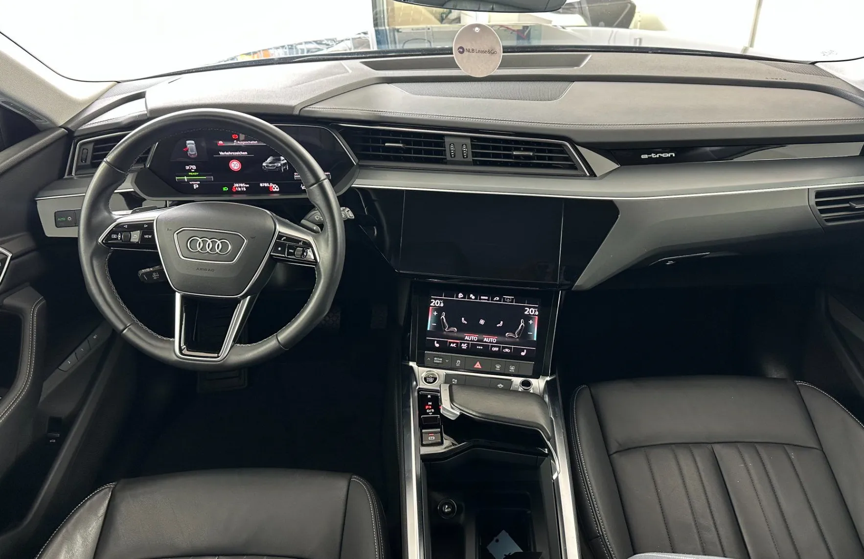 Zunanja slika - Audi e-tron - quattro 50 electric 230kW.KAMERA.NAVI.GRET.SED.LED - 11