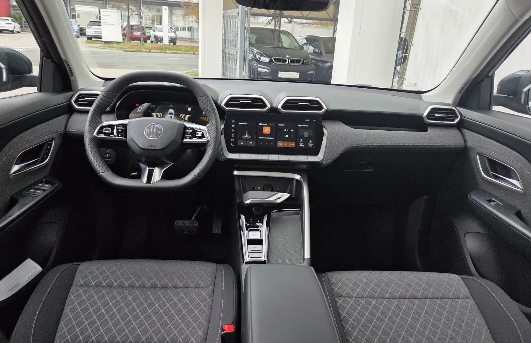 Zunanja slika - MG MG ZS - ZS Comfort 1.5L Hybrid+ cena na gotovinsko plačilo - 9