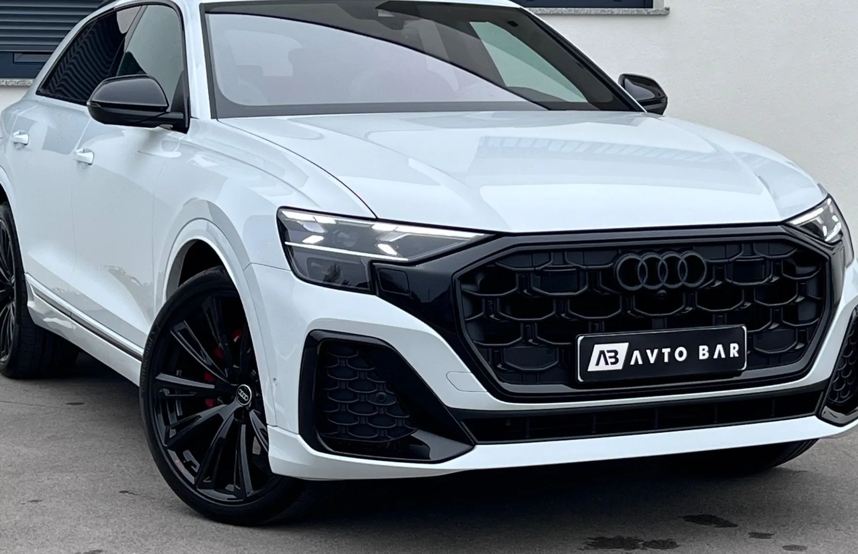 Zunanja slika - Audi Q8 - 50 TDI+1.LAST+SLO+Q+S-LINE+210kW+MATRIX+PANORAMA - 3