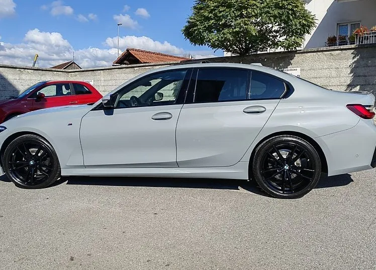 Zunanja slika - BMW Serija 3 - : LIMO-320d-XD-M-PAKET-STR-OKNO-WIDES-KAMERA-ACC-19C - 2